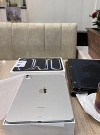 آيباد 11 برو M4 بطارية 100🔋سعر 980 الف واتساب 07713055518