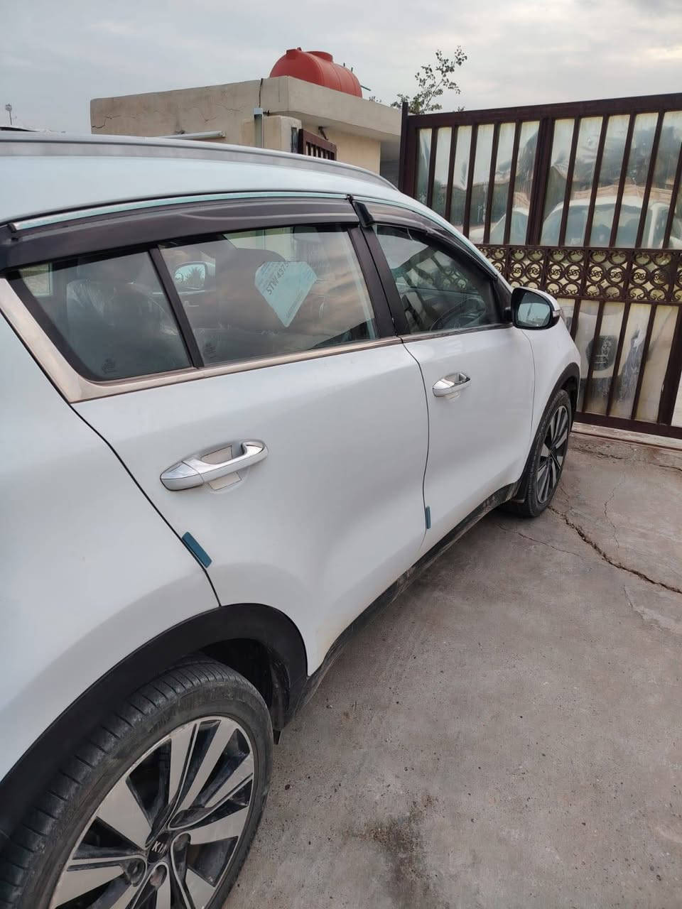 سلام عليكم البيع سبورتج.خليجي موديل 2017. رقم. اربيل. السعر 173. مكانه بغداد. ***********.
