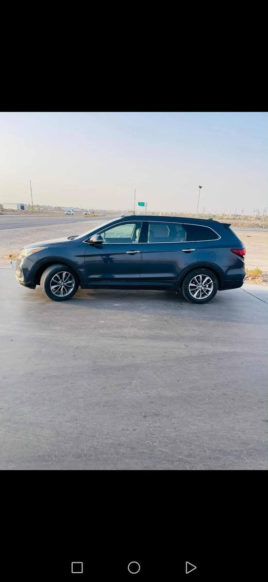 المواصفات بصمه تشغيل
بصمه بيبان 
سايد بريك دكمه 
شاير بل مري
حساس بل امري
جنطه كهربائيه
كشنات كهربائيه
تبريد تفئه بل كشن
تحكمات ستيرن
مثبت سرعه 
مانع النزلاق
فور ويل
سبعه راكب
تبريد ثلاث قطع
مكينه سته سلندر
حداديه تايرات بوضع الشركه جديده وحله من الصور 
تبريد ثلج لايت زنون علي ناصي 
ضرر السياره جاملق مبدل وبنيد مبدل 
مكان السيآره ذي قار الغراف 
السعر185 وبيه مجال الاستفسار
اتصل على رقم ***********
