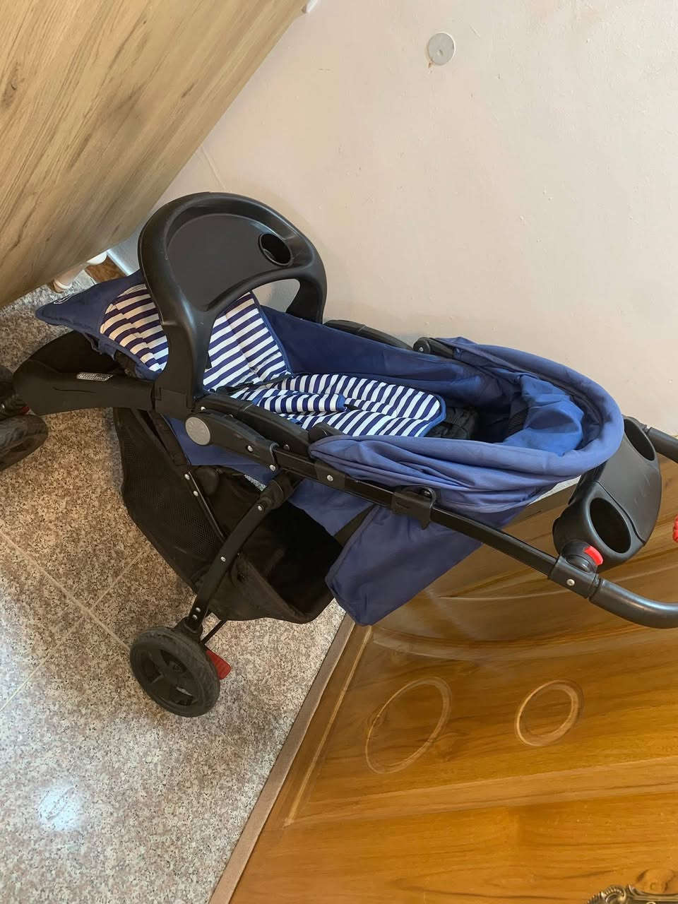 السلام عليكم عربانه للبيع نظيفه مثل الصور. استعمال جداً قليل تصير منام ايضاً .. مكاني الدوره


**إذا كنت صاحب هذا الإعلان وتريد حذفه لأي سبب، رجاءا أرسل رسالة إلى الدعم الفني**