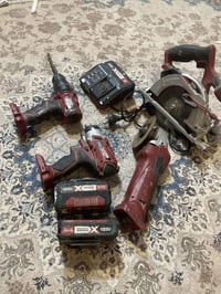 تخم كامل شغال شرط الفحص مستعمل من شركه ozito سعره 100 ألف للأستفسار 07...