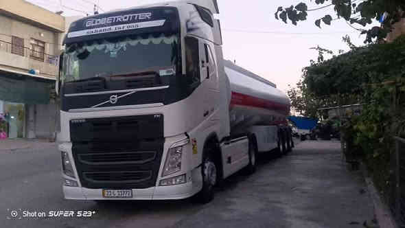 بؤ فرؤشتن
ڤالڤؤ
مؤديل ٢٠١٨
مه كينه ٥٠٠
يؤرؤ ٦
شاشه گه وره
سبليت خه زن
حاسه 
رادار
سپايده ر
تؤناج
تاقم تايه ى كه له و ته نكى لؤك لؤكه
***********
0771522983
