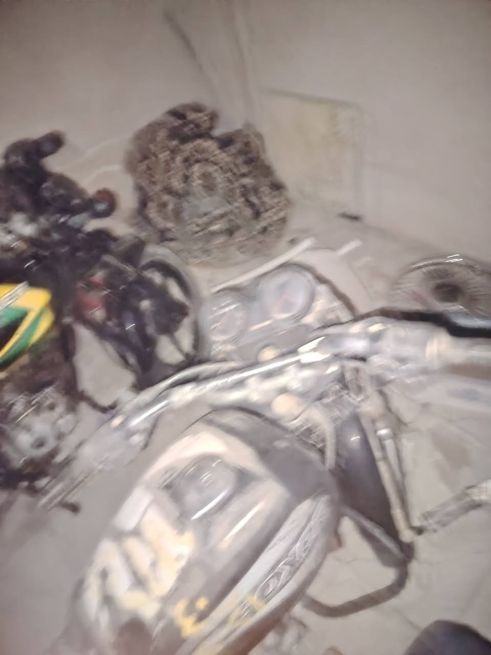 سلام عليكم بوكسر مديل 21 دراجه كامله بسمن من المعرض يرادله  كابريته وغسله جانت محجوزه  سعر 650 وبيه مجال مكاني كربلاء حي الحر ***********
