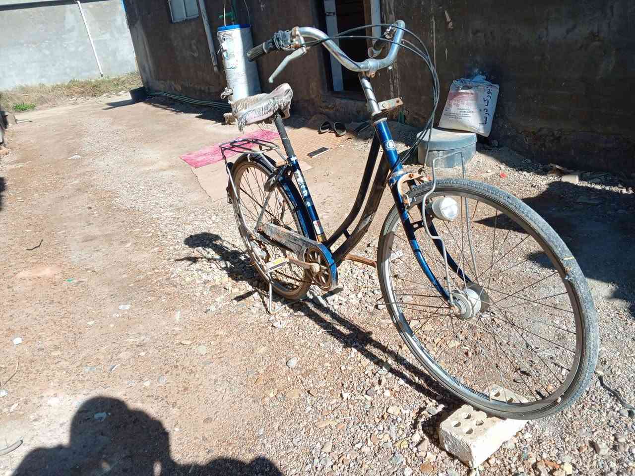 سلام عليكم بايسكل حجم ٢٦ ياباني ٦ مكاين ويل حساس الباسكل كلشي مابي يحتاجله  بس جوب امامي وجوب خلفي السعر عا الخاص متواجد فقط على الواتساب  الرقم ***********
