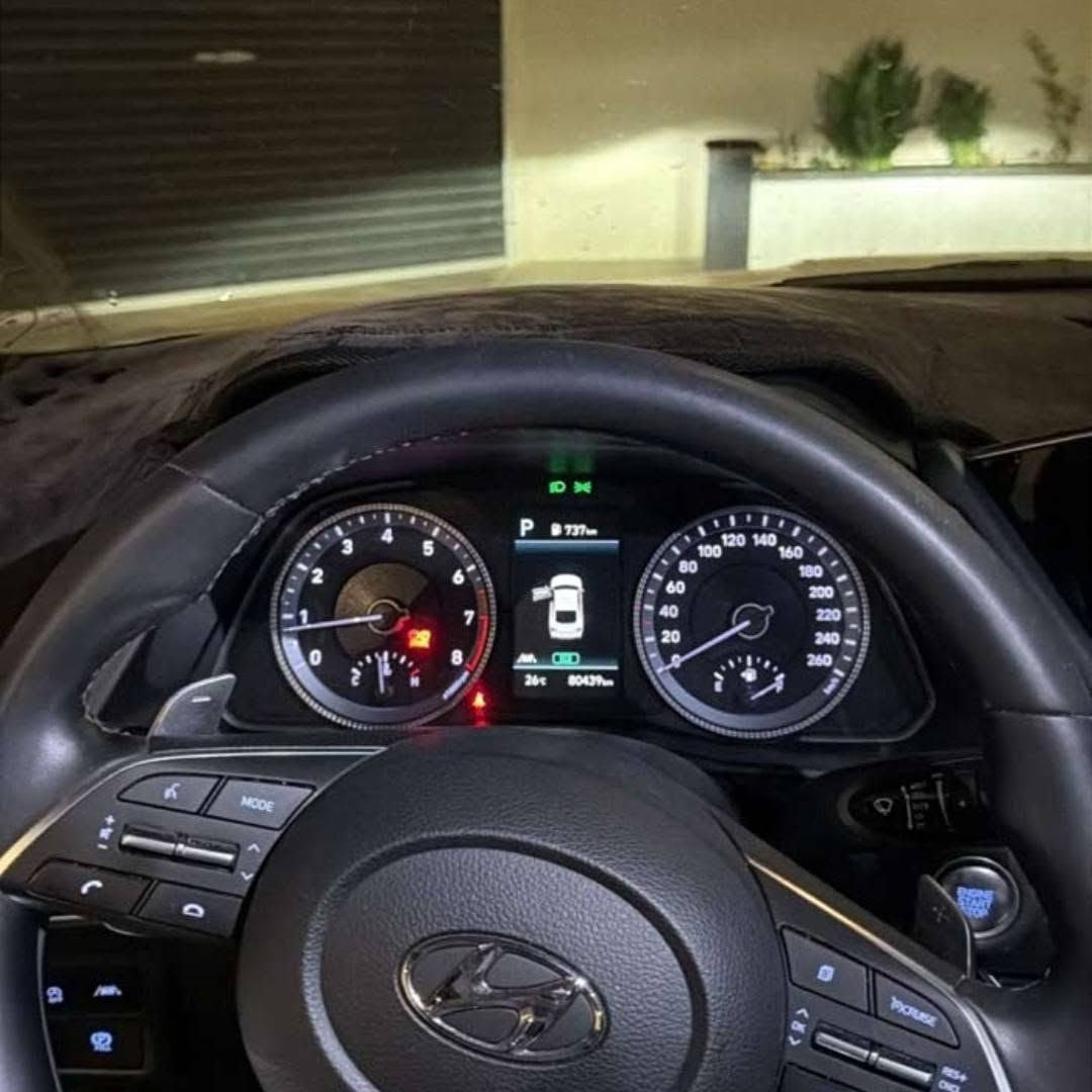 سوناتا 2022 خليجيه مكفوله ماشيه 80 الف السياره نضيفه بشكل ورزنه وهادئه بالمشي السعر 130 قفل


**إذا كنت صاحب هذا الإعلان وتريد حذفه لأي سبب، رجاءا أرسل رسالة إلى الدعم الفني**