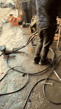 للبيع محرك إيزوزو 105 نظام حفّارة
نظيف وجاهز للعمل
📞 اتصال:
***********
***********
📍 بغداد / الكرادة / حي الوحدة / شارع خالد بن الوليد
مقابل مرطبات السائحة
🔔 تابع الصفحة ليصلك كل جديد:
https://www.facebook.com/profile.php?id=100084336343236
