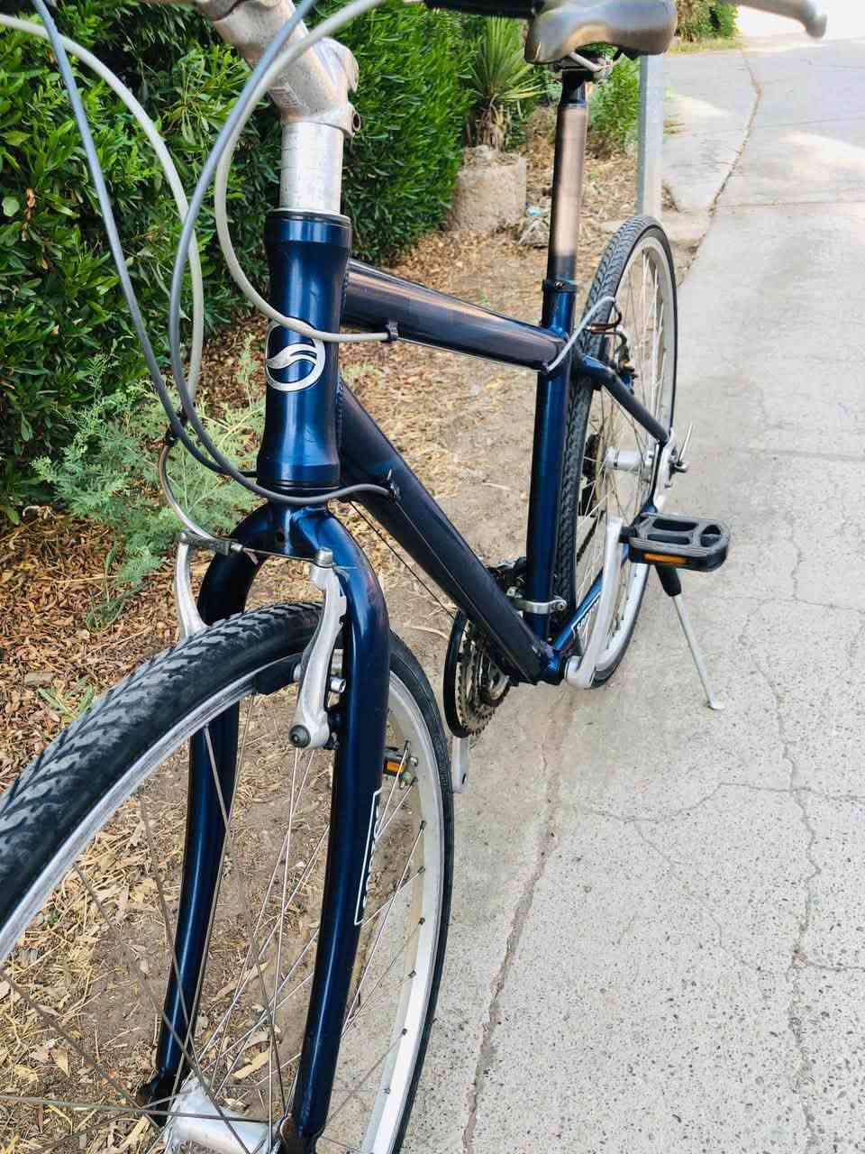 ⚜️دراجة  ماركة جينت أمريكي 🇺🇸🚲

⚜️رياضي حجم 28 فريم عالي 

⚜️معدن فافون خفيف بشكل 

⚜️دبل كير فقاس شيمانو ياباني 

⚜️كير امامي 3 نمر 

⚜️كير خلفي 7 نمر 

⚜️سستم كامل شيمانو مختم 

⚜️ويالة زوم طبقتين رفيعه 

⚜️تايرات زوج جديد مال شركة

⚜️سرج اصلي طبي مريح 

⚜️دراجة احلا من الصور شرط 

⚜️السعر (160) الف 💵

⚜️تواصل(***********)☎️

⚜️ العنوان/موصل_حي_فلسطين 📍
