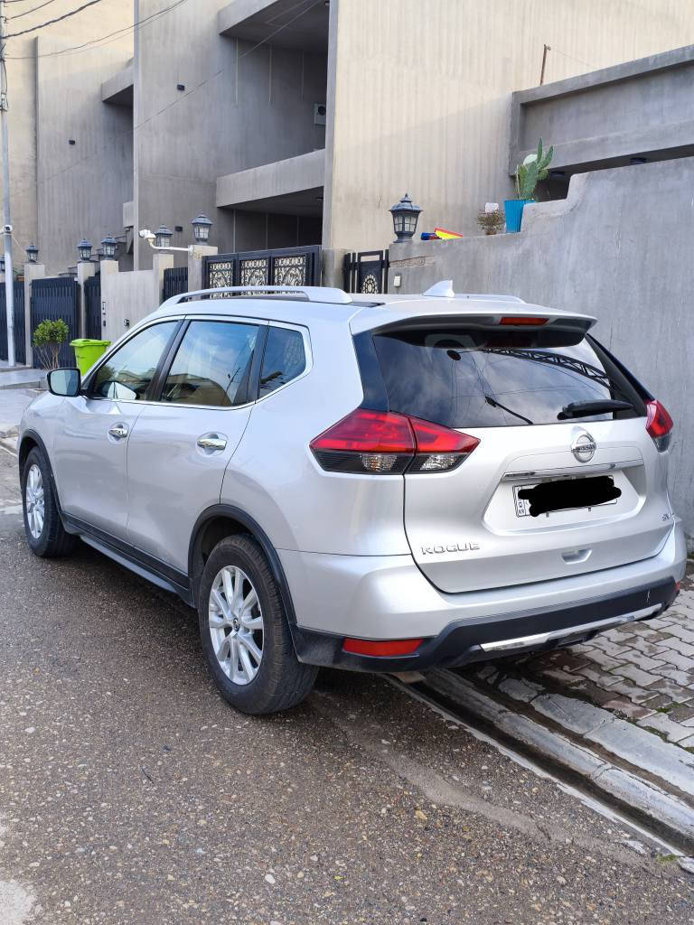 مكلف بل ناشر  سياره نيسان روج سعر مناسب
سعر 140 دولار 
موديل ٢٠١٧. Sv لون سلفر 
وارد كنديه
حدثها قطعتين جاملخ و بنيت
رقم شاصي موجود بل منشور 
كير مفتواح مكين شرط
رقم سليمانيه جديد الحد ٢٠٣٠
دفتر بنزين بيها
مكان سياره كركوك
رقم صحاب سياره *********** كركوك, العراق
