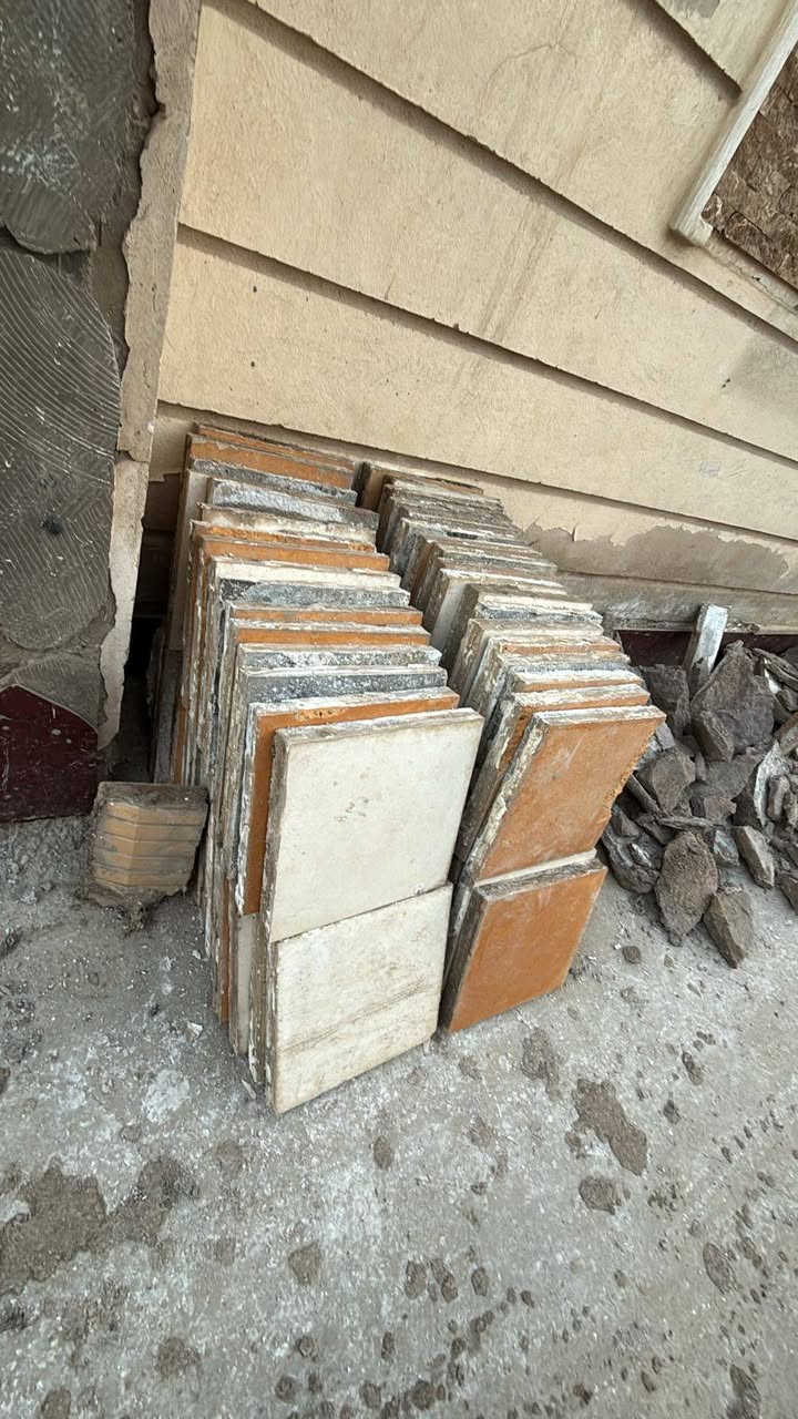 السلام عليكم 
اشتايكر  مستعمل درجه اولى للبيع المدحتيه 
اتصل  ‏‪0781 607 2768‬‏
