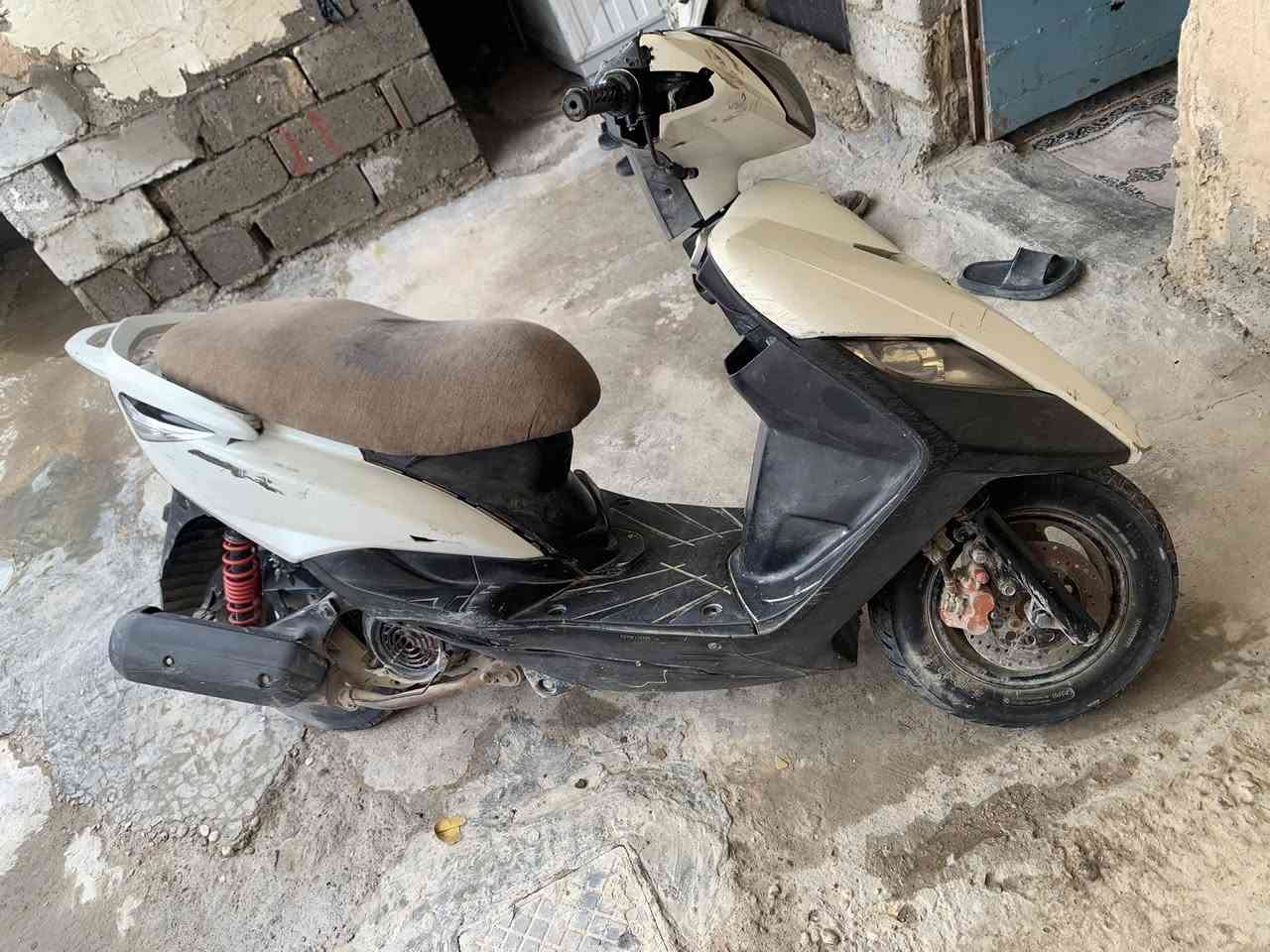 ‏دراجة ثعلب للبيع بثلاث300 بيها مجال بغداد الشعله الرحمانية  ***********
