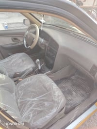 بيجو لميس 405 موديل 15  سياره جديده ونضيفه تايرات جدد  ضربتهه بس بنيد ...