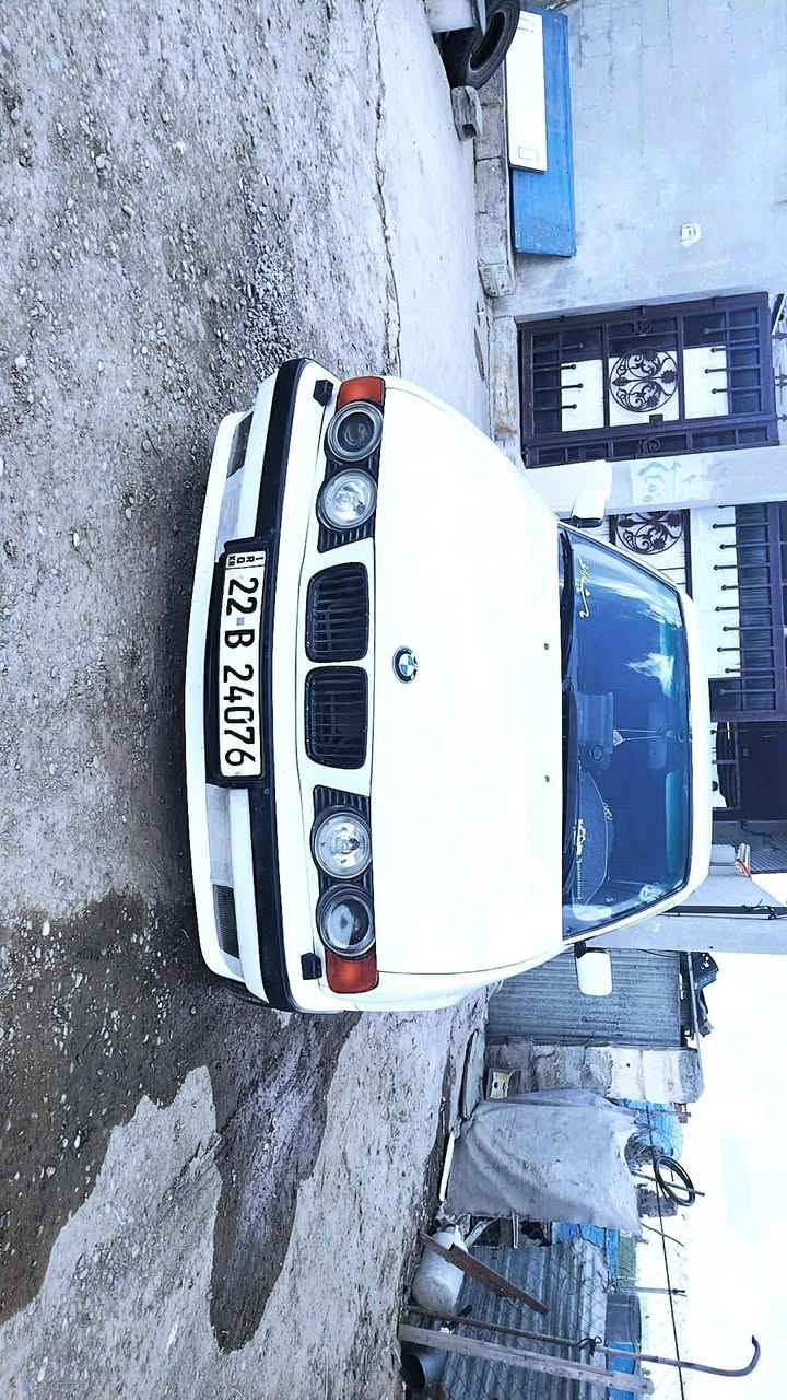 مكلف بالنشر
520موديل 1994 سنة بدون حادثة، حالة الماكينة ممتازة" ✅
السعر  65 
مكان السيارة كركوك 
للتواصل 
***********
