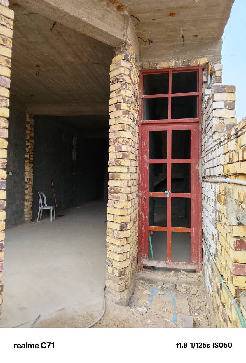 هيكل بناء درجه اولى طابقين في حي الزهراء المساحة 115واجهتها 5نزال23 غرفتين وحده فوك والثانيه ارضي صحيات عدد2 استقبال مفتوح عالهول مطبخ بناء حيل المرتب طابو زراعي شارع غسل بغداد للاستفسار اكثر الاتصال على *********** ابو ياسر /بيع وشراء ايجار مستعدون لعرض الدور والاراضي الزراعية والطابو
