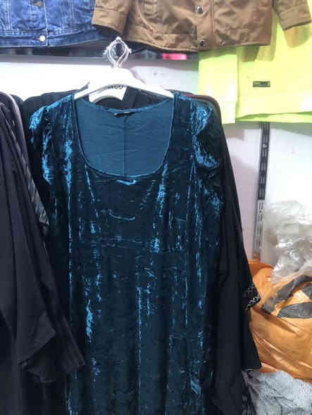 وصلتنه كلابيه خليجيه باله 
جميع قياسات والألوان متوفره
العنوان :تحرير شارع40
رقم هاتف :***********
