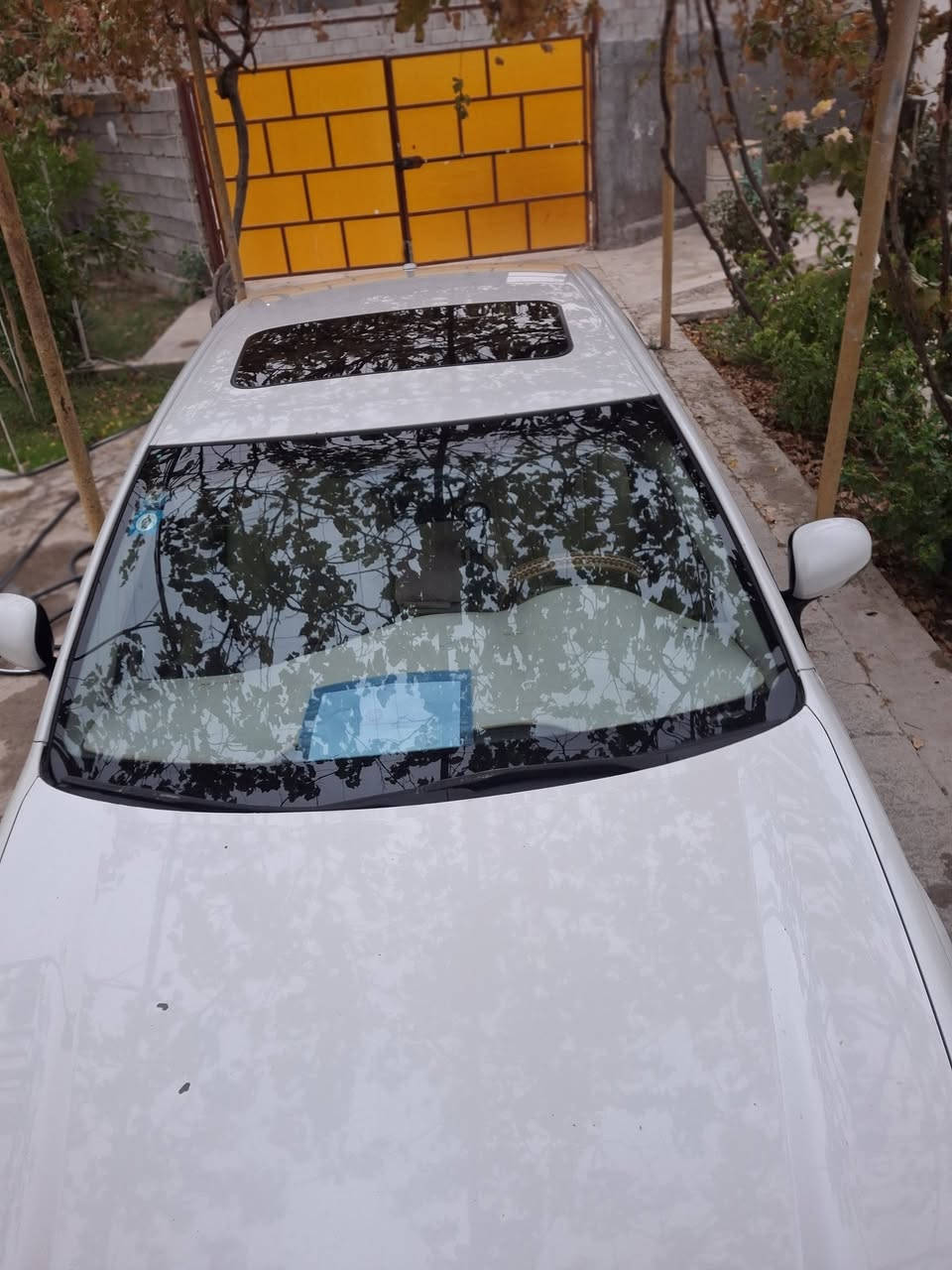 افلون ٢٠١١ خليجي فول مواصفات بيها ٣ قطع صبغ اثر شخط بدون دواخل ايربكات كلها سليمه بابين وجاملق سعر ١٦٥ وبيها مجال للشراي ***********
