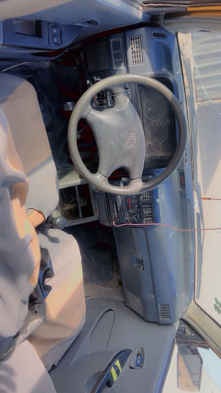 سلام عليكم سايبه مديل 2010 كيرجديد حداده جاهزه راعيه موجود العنوان الزبير السعر10وبيه مجال بسيط رقمي *********** مكلف بنشر لايراسلني احد
