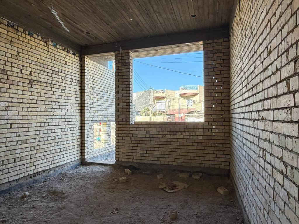 🏠 / هيكل للبيع مساحه ٢٠٠ م طابو صرف 

               واجهه ٩.٥ م / نزال ٢٠ م 

🧱 بناء حديث درجه أولى 

الطابق الاول/ مطبخ . أستقبال . هول . غرفتين . مجمع صحيات . كراج . حديقه 

الطابق الثاني/ ٤ غرف . هول . مجمع صحيات 

🌏 الموقع / حي الامام سنتر بشارع الكابينات ( موقع مميز )

للأستفسار أكثر مراجعة مكتب 
#عقارات_أراضي_بابل_الخضراء للمقاولات العامه والتصاميم الهندسية 
شارع ٦٠ .. عمود ٣٠٠ .. مقابل أستدارة علي بقلي 
الشيخ حازم 
وسام محمد 
أبو حيدر / *********** حلة, بابل
