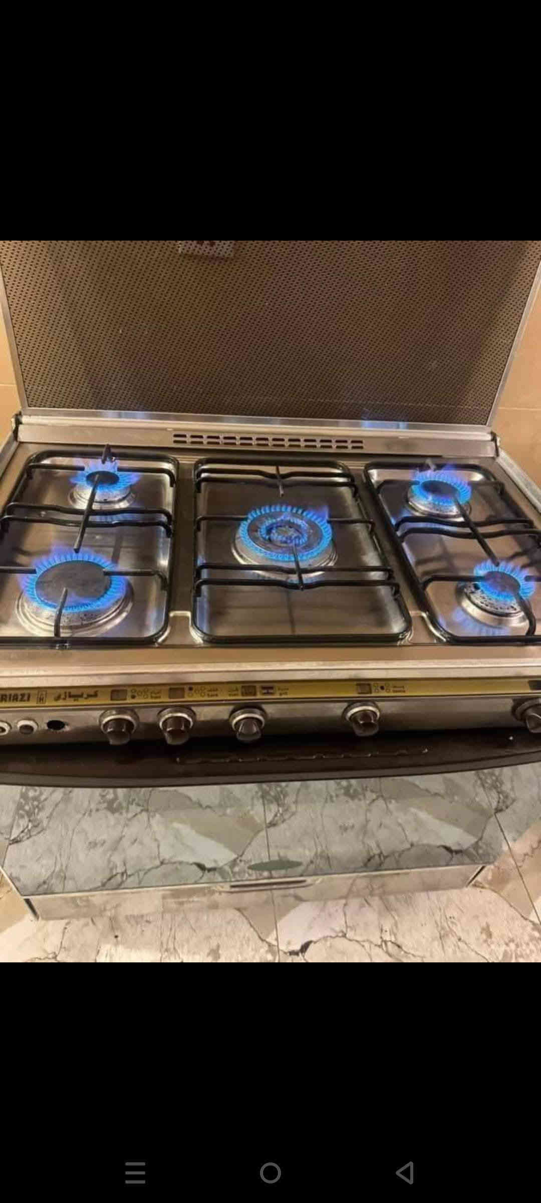 وياكم مصلح طباخات ايش محتاجين كل شيء موجود عندنا تصليح تواصلوا على هذا الرقم ***********
