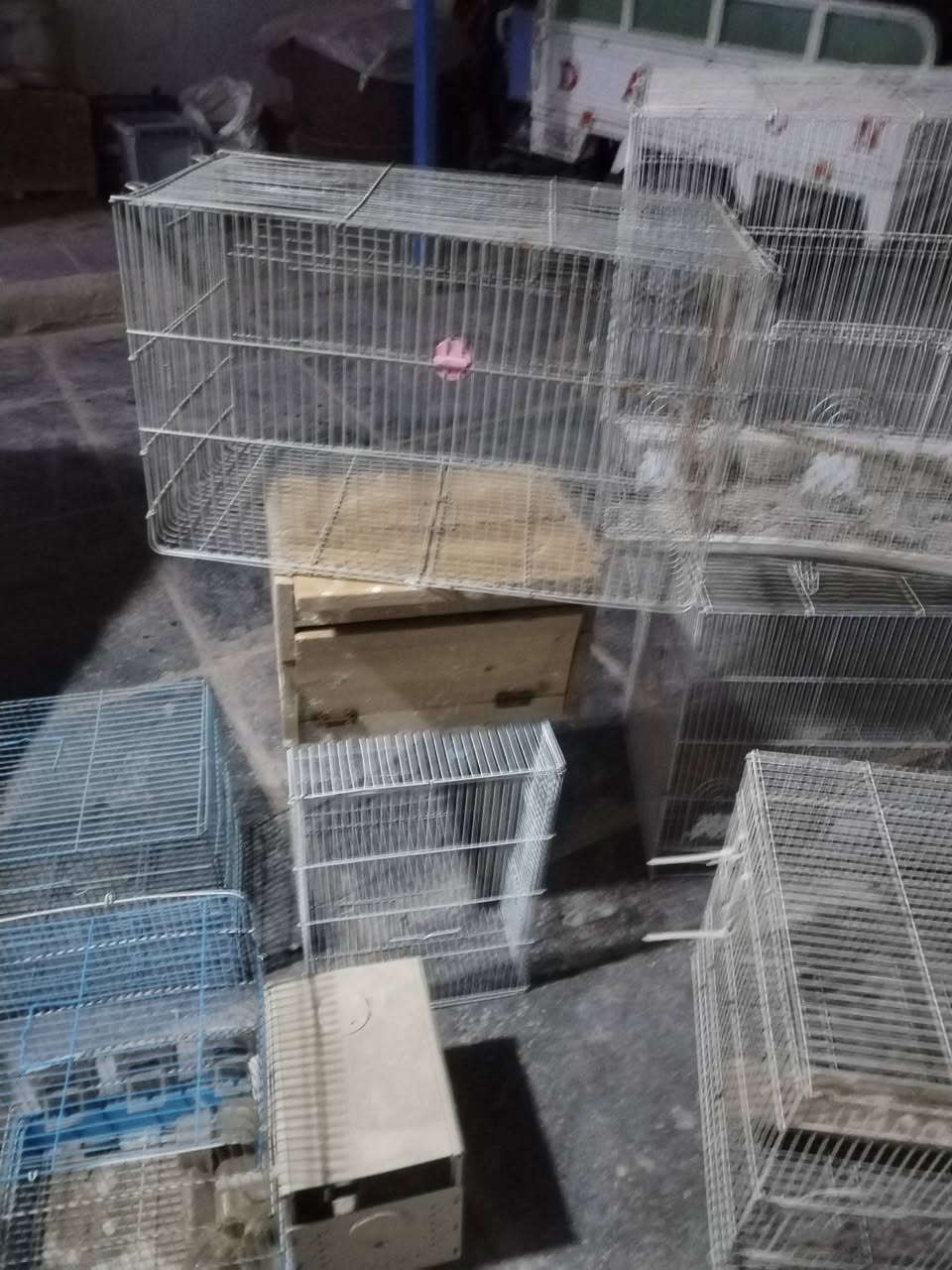 انواع الحجام القفاصه العدد 8 سعر الواحد 10 وذا كلهن بيهن مجال عنوان شطره ***********
