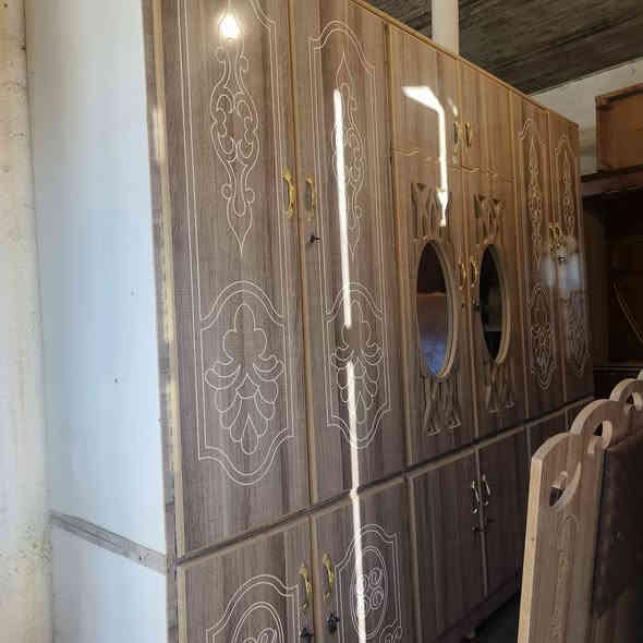 #غرفه_شغل_كركوك_مستعمله شي قليل جداً كلش حلوه ونضيفه لافتح ولا شد قطعتين يكون الكنتور 
العنوان #جلولاء سوق السبت محل ركن ابيض بصف ابو السمج بل ضبط يتوفر توصيل لجميع مناطق ديالى بسعار مناسبه للتواصل واتس او تصال 
*********** واتس 👉🏻
