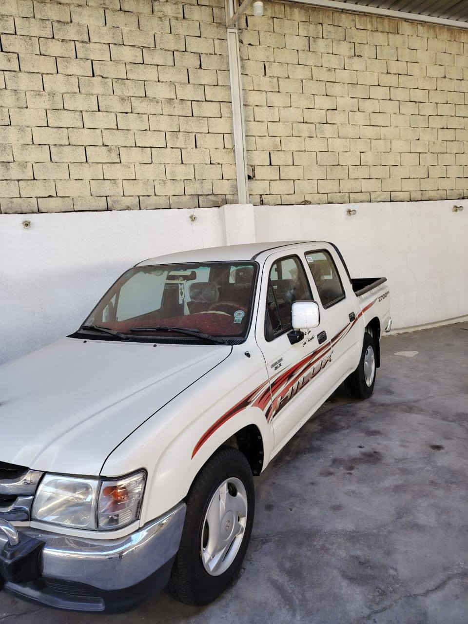 سلام عليكم سياره بيكم 2005 ماشي 80 حقيقي سياره جديده مال جناي سياره بسمي دحويل ذاني يوم سعره 180 ملاحضة سياره بيهة صبغ للباب اليمن ***********
