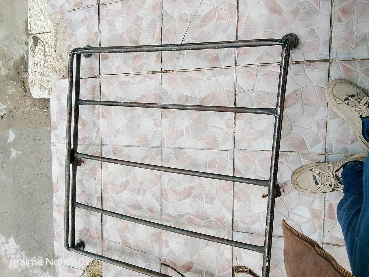 سبايا سايبا حديد اصلية للبيع
35 و بيها مجال بسيط 
*********** ابو سيف
