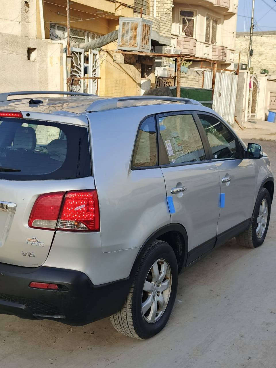 سلام عليكم شباب من رخصه مدير الاكروب المحترم سورنتو موديل 11 للبيع بسمي 6سرندر 7راكب 3قطع تبريد رقم بغداد بسمي مصبوغه حزام قمار مكفوله صدر مكينه كير كفاله مكفوله من تجيه ول كلبه بدون دواخل ابيع سريع سعر 98 قفل مكاني بغداد شعلة ***********
