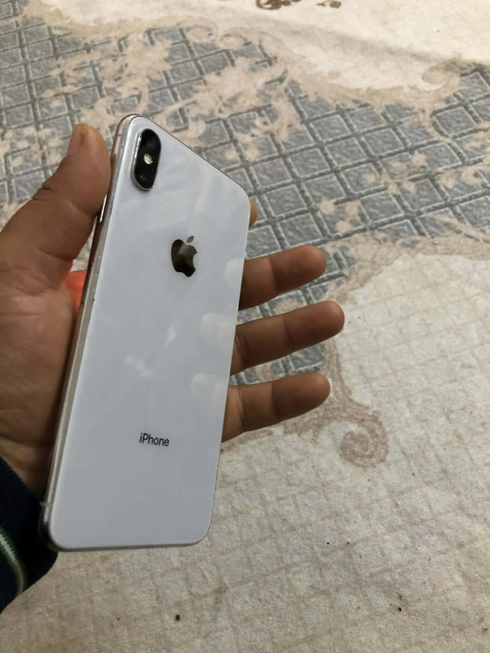 آيفون اكس ماكس إس  ذاكره ٢٥٦ جهاز مبدل شاشه فقط جهاز نضيف حيل بطاريه ٨٣ بلادي فقط شاشه 60 فريم ببجي رزانه والعب جهاز شغال كامل فيس إيدي شغال كلشي بيه شغال مبدل شاشه اصلي جي اكس السعر 225وبي مجال   رقمي ‭٠٧٨٠ ٠٣٦ ٧٤٦٢‬
