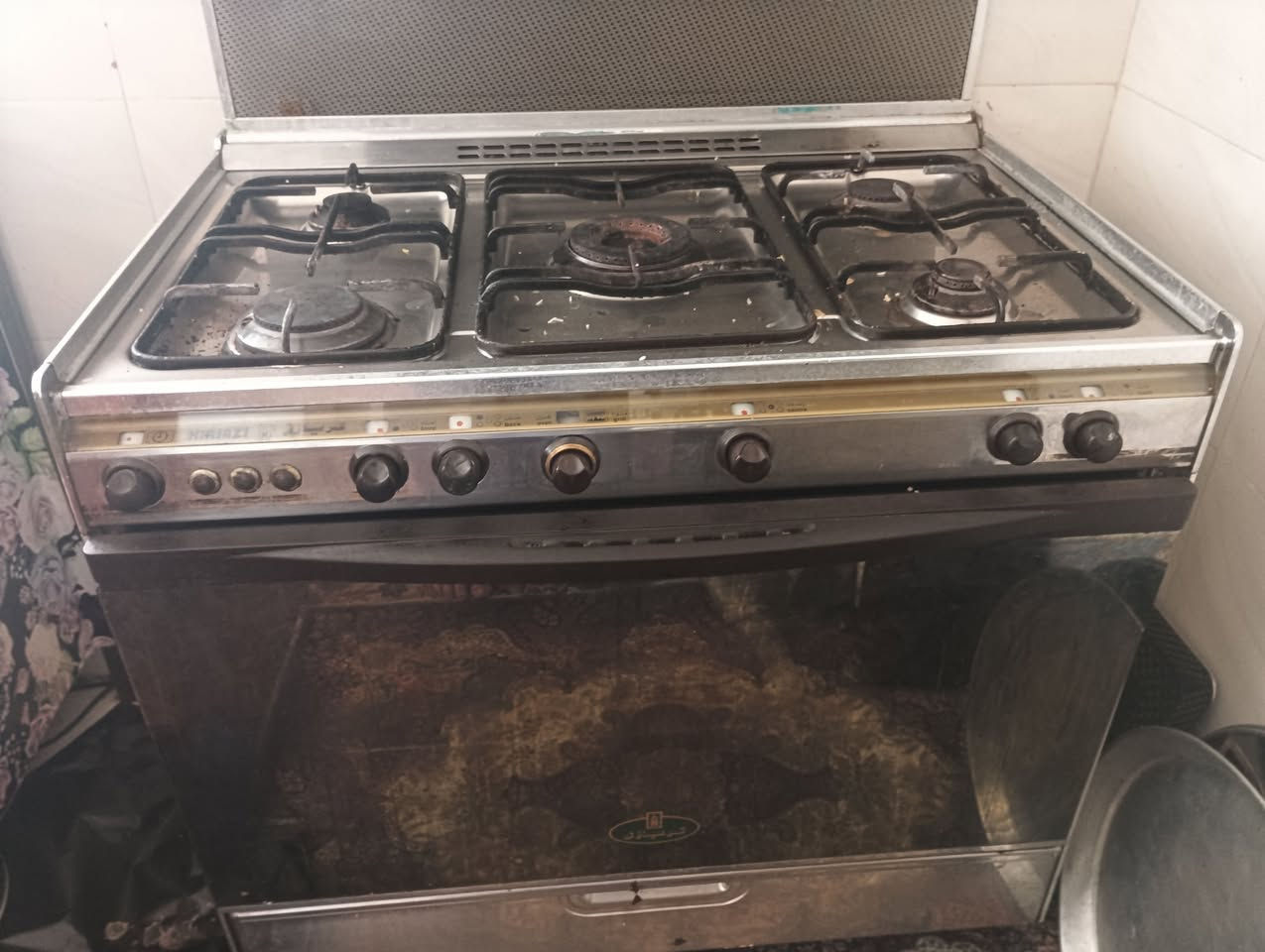 طباخ كريازي اصلي لبيع 
السعر 200 الف
وبيه مجال كلش نظيف 
***********
