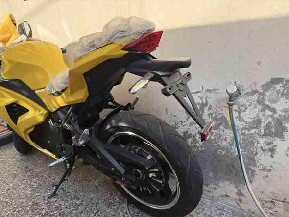 بطح شحن ***********
مليونين وبيه مجال
