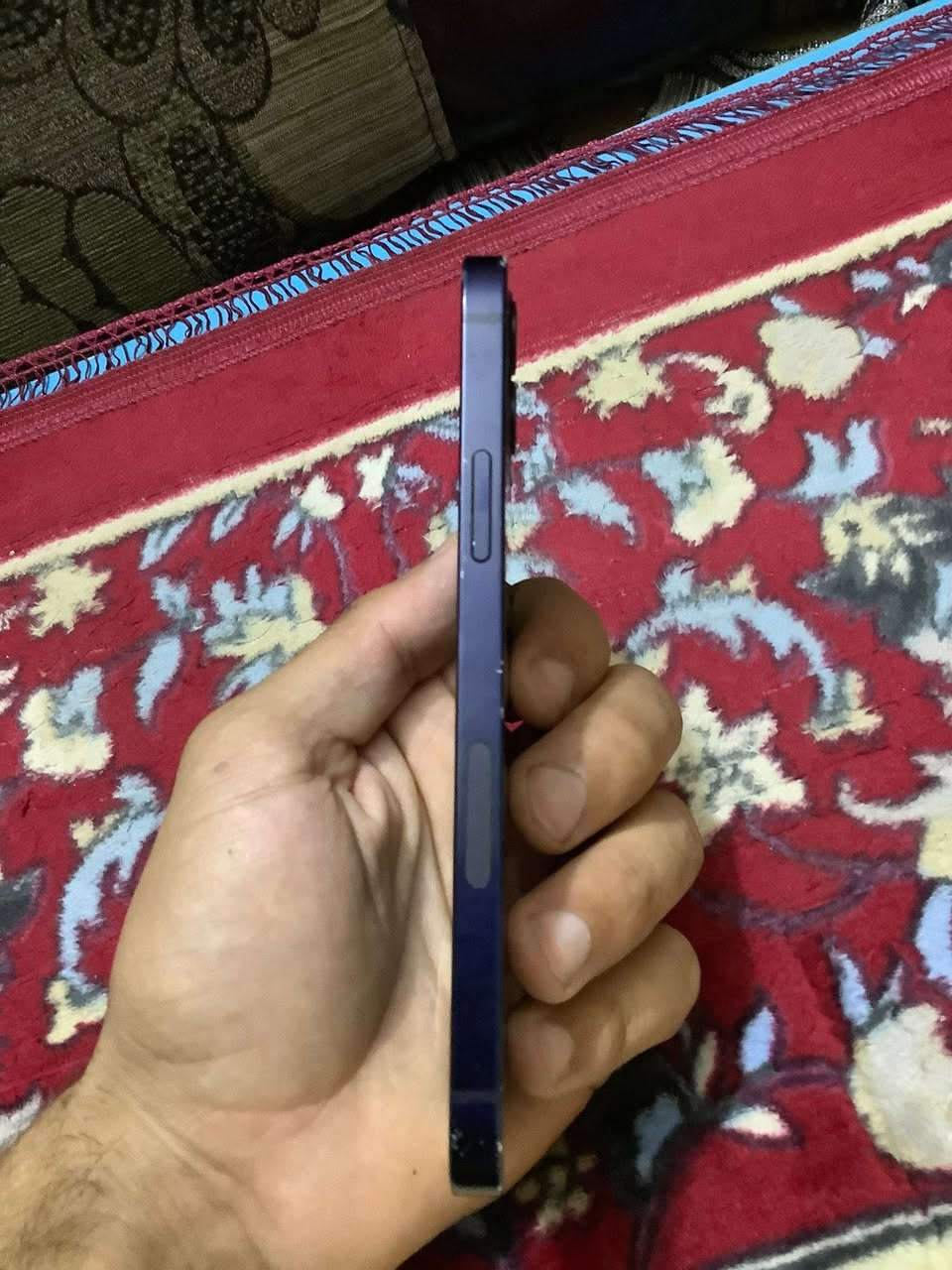 سلام عليك ايفون للبيع
12عادي 

ذاكره 128

بطاريه 79زينه بلصرف

مامبدل بي شي ولا مفتوح مثل مموضح بلصوره 

سعره 280وبي مجال 
رقم الهاتف ***********
