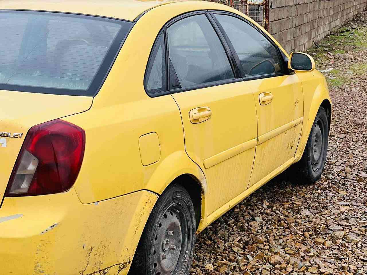 ئۆپترا تەکسی 2011سەنەوی یەکو پارچەی بۆیاخە تۆماتیکە گێڕو مەکینەی پاکە  تەقەو ڕەقەی نیە کارەباهی مەزبوتە گۆڕینەوە دەمکەم  شوێن سەیسادق 
*********** حلبجة, السليمانية
