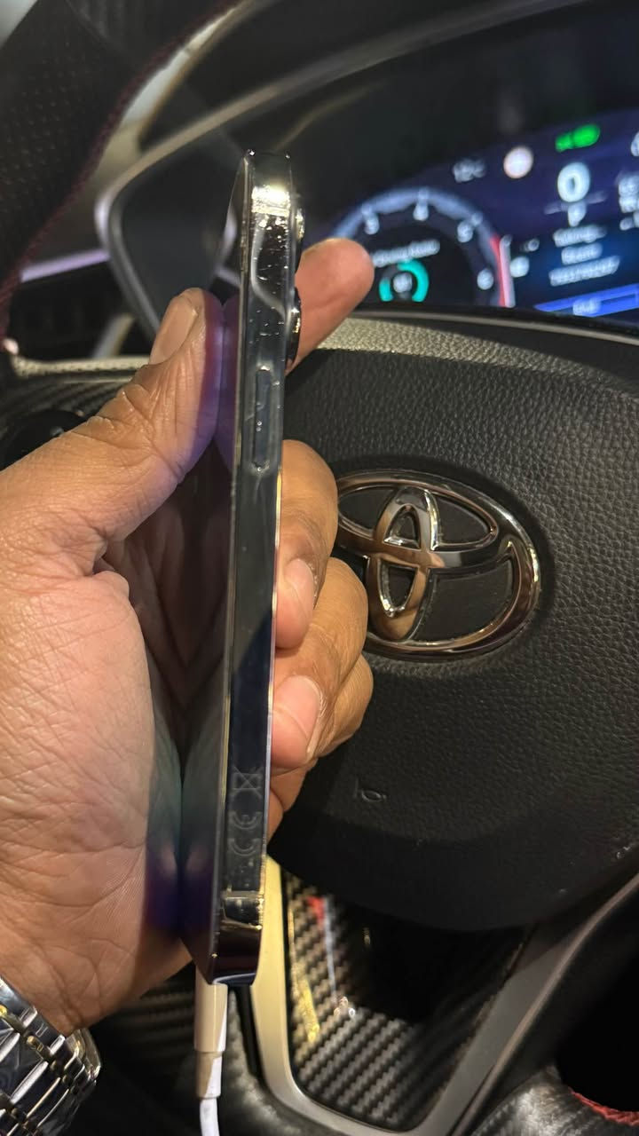 آيفون ١٣ برو ذاكره ٢٥٦ لون اسود أمريكي 
الجهاز مكفول نضافه ١٠٠ بل ١٠٠ بطاريه ١٠٠ مكاني بغداد السعر ٥٤٠ بيه مجال بسيط 
*********** بغداد, العراق
