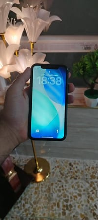 آيفون 11عادي بطاريه 84 ذاكره 256 جهاز نضافه فول تك 07812305207سعره280ب...