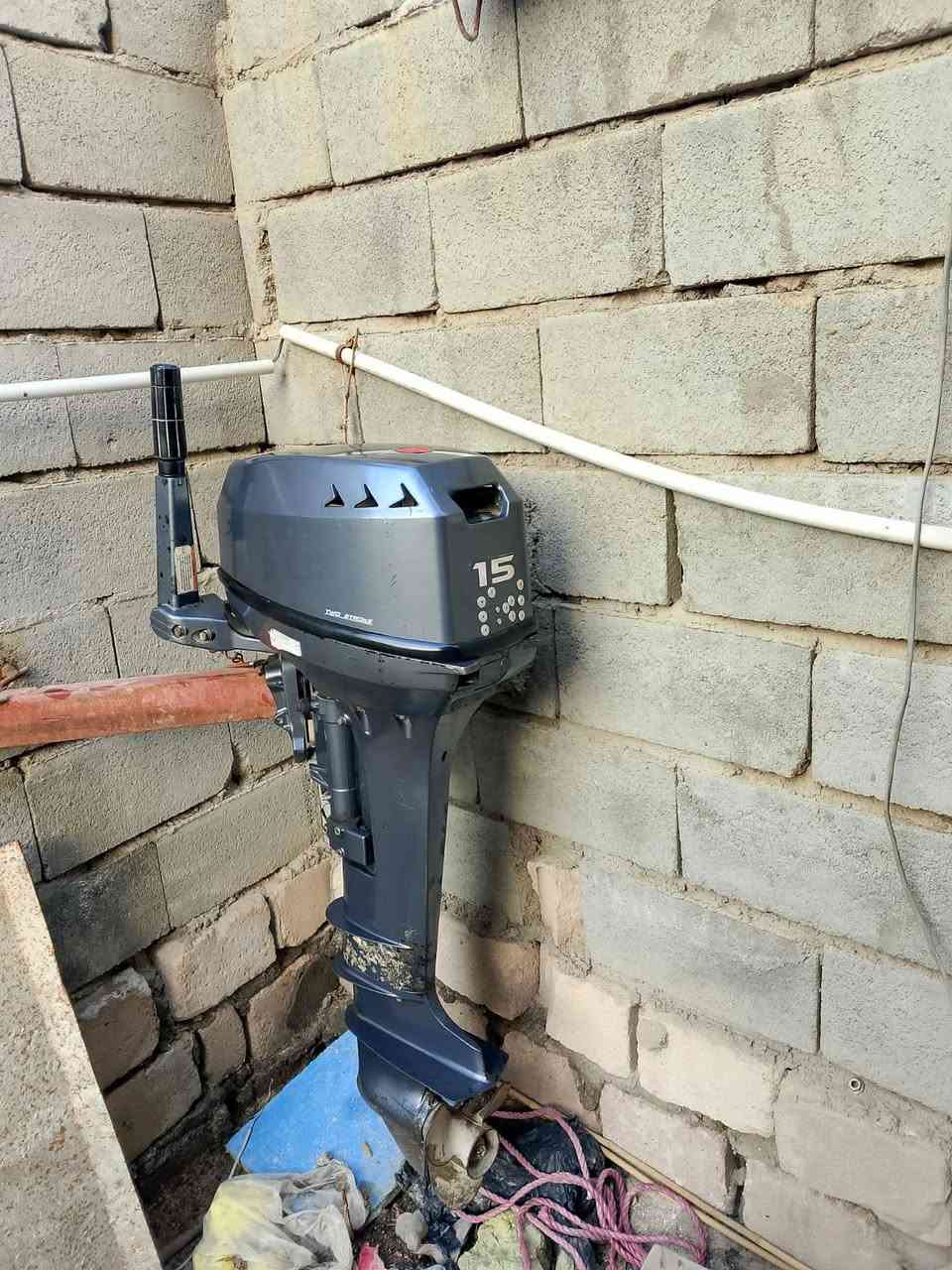 السلام عليكم مكينه ١٥ ياماها صيني مفتوح المحرك توه مجفت كله جديد جاهزه شغل واطلع البصره ابي الخصيب جيكور هاتف صاحب المكينه ***********
