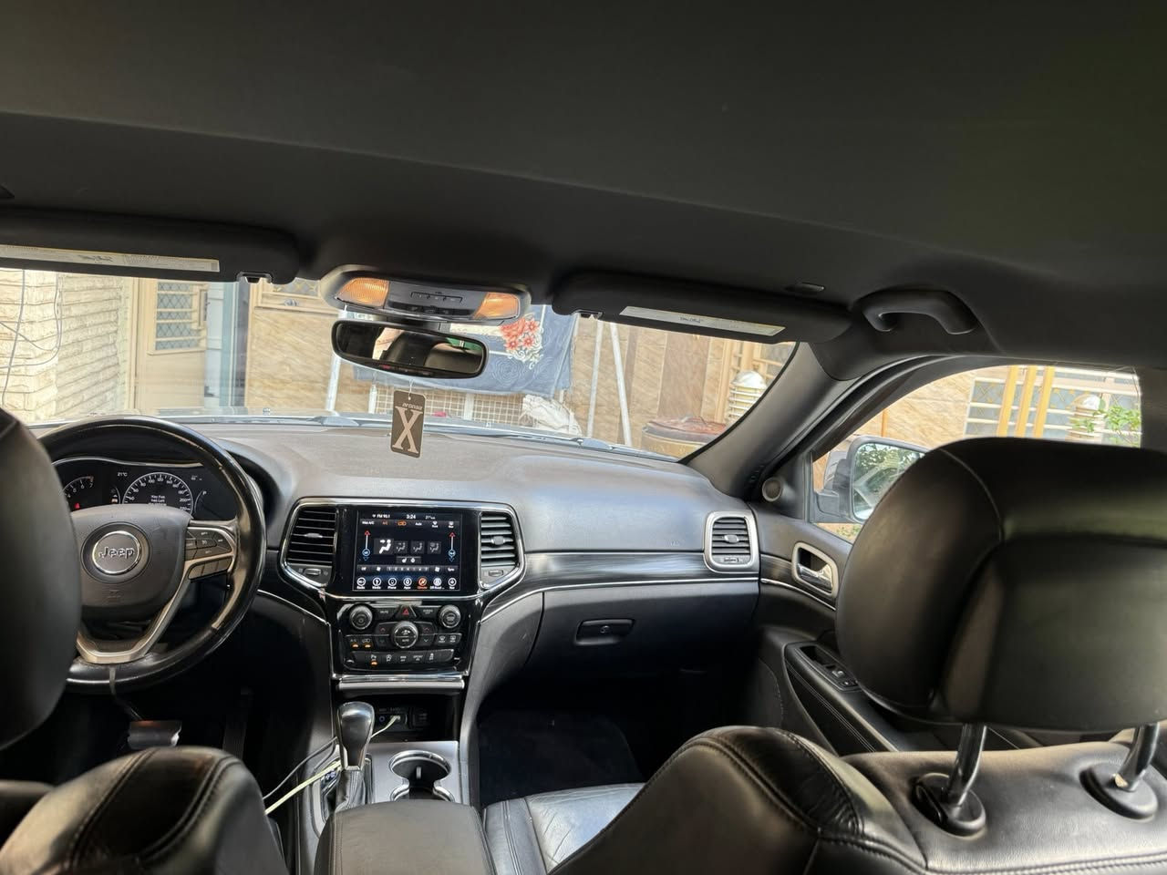 جيب كراند شيروكي
موديل 2019 شكل لجديد 

رقم سليمانية تحويل مباشر  
ماشية 62 mi

لمتدد فول واحد علا واحد ماعدة لفتحة

🔹خزن ميموري كشنات 

🔹رادارات امامي خلفي جانبي + نقاط عمياء

🔹كشنات جلد + تدفئة كشنات + ستيرن تدفئة وهزاز 

🔹 موس تحديد قيادة / صحراوي/ جبلي/ غبار / طبيعي 

🔹نضام 4x4 دفع رباعي 

🔹شاشة ابل كار بلي + كامرة دوارة + حساس خلفي 

🔹 بصمت تشغيل + بصمت ابواب + صندوك كهرباء 

🔹 مكينة 3600  ستة سلندر 

🔹 تشغيل عن بعد 

🔹كشنات كهرباء الصدر وسائق 

🔹لايتات زنون LED 

🔹اشاير بل مري 

عليهة ادامة كاملة 

🔻 تخم تاير 

🔻عبوت فيت بم وكالة اصلي. ضمان سنة

🔻دهن مي راديتر تبريد كلة جديد 

🔻 اسبير وجك بعدهن علا وضع الشركةً

حادث بسيط جاملغ وربع البونيد  بدون ايرباك 

شواصي لغود ايرباك كفالة

سعر 205 

مكاني بغداد البلديات 

***********
