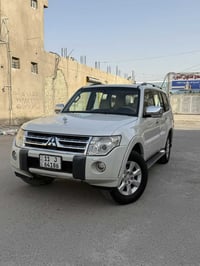 باجيرو. 2010 حبتور. مكفوله كفاله عامه. ما عده. خشم الجاملغ امامي  بيه ...