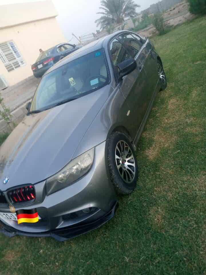 سلام عليكم اريد مراوس بكيه بنكو فحل E90 BMW  مديل 2011/  
فور ويل  
سياره شبابيه درايف تفحيط 
وارد أمريكي حادث دعاميه اماميه فقط رقم بغداد بااسمي مشروع وطني هزه جديده 
المواصفات :
1_بصمه تشغيل دخول ذكي بصمه أبواب شاشه تاب اصلي وكاله شفتات سلايد روف بردات بلادي كهرباء 
2_رادار أمامي خلفي كامره خلفيه دواره حساسات 360درجه 3انضمه قياده سبورت 🚀
3_مري جانبيه كهرباء شفط كشنات كهرباء خزن ميموري
4 تبريد قطعتين +تدفئه مقاعد
كشنات  جلد بلاد 
5_تخم تاير +ويل حساس حجم 16بلادي اصلي وكاله.         6حداديه جديده تبريد منضومه جديده 
7 مكينه كير خير من الله 
 محرك 6 سلندر حجم 2800 بلاد   يعني انسه صرف بانزين
9 سياره صاروخ سحب فول مال جناي والله 
10 ماشيه 140 الف قابله للزيادة 
وبيه هوايه مواصفات مذاكرهن
مكاني بغداد الشعب
السعر 130


**إذا كنت صاحب هذا الإعلان وتريد حذفه لأي سبب، رجاءا أرسل رسالة إلى الدعم الفني**