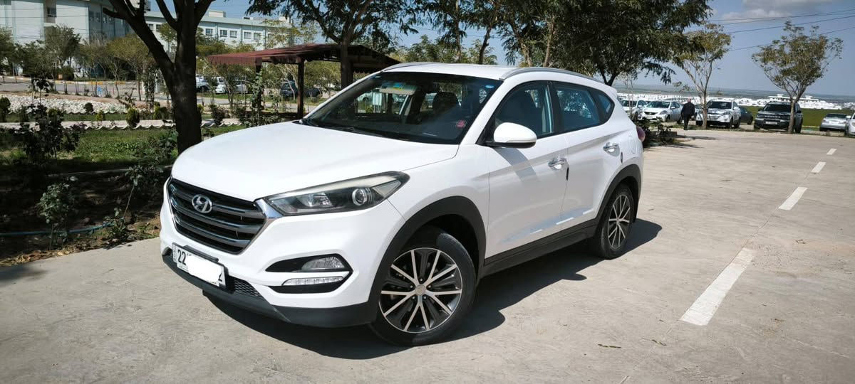 هيونداي تكسون كوري خليجي
موديل 2016
سيارة حيل نظيفة بدون حادث كما موجود بسونار سيارة
حجم محرك سيارة  20 مكفولة
رقم الماني سنوية جديدة 
سنوية بأسمي تحويل ثاني يوم
مابي اى نقص 
السعر (( 175 )) و بي مجال
مكان سيارة (( سليمانية - قضاء كلار )) 
رقم موبايل ((***********))
