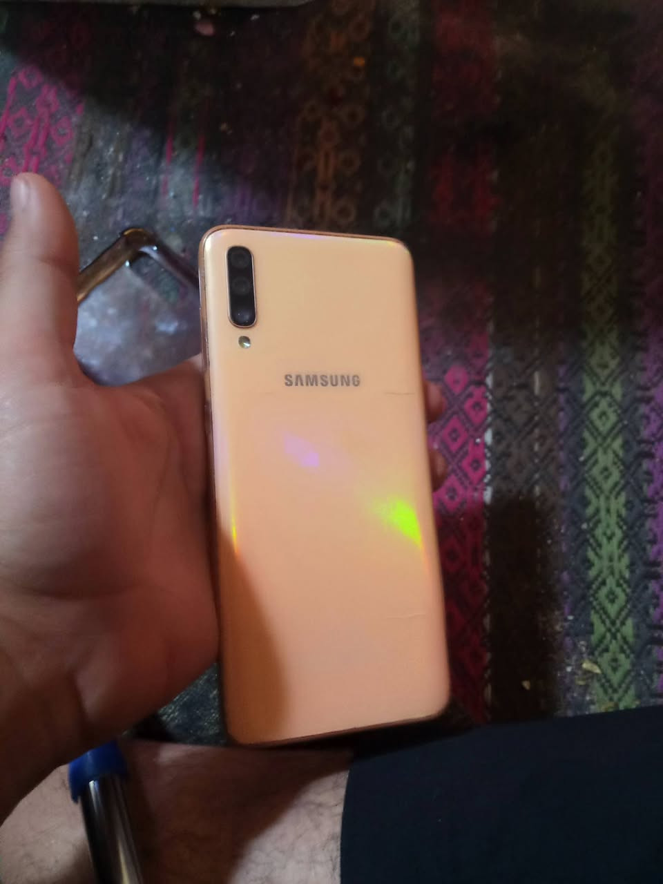 سلام عليكم تلفون A70 تلفون حلو وكلشي ما بي ولا مفتوح وشغال كلشي سعر ١٣٠ وبي مجال مكاني بصره  تنومه كردلان  ***********
