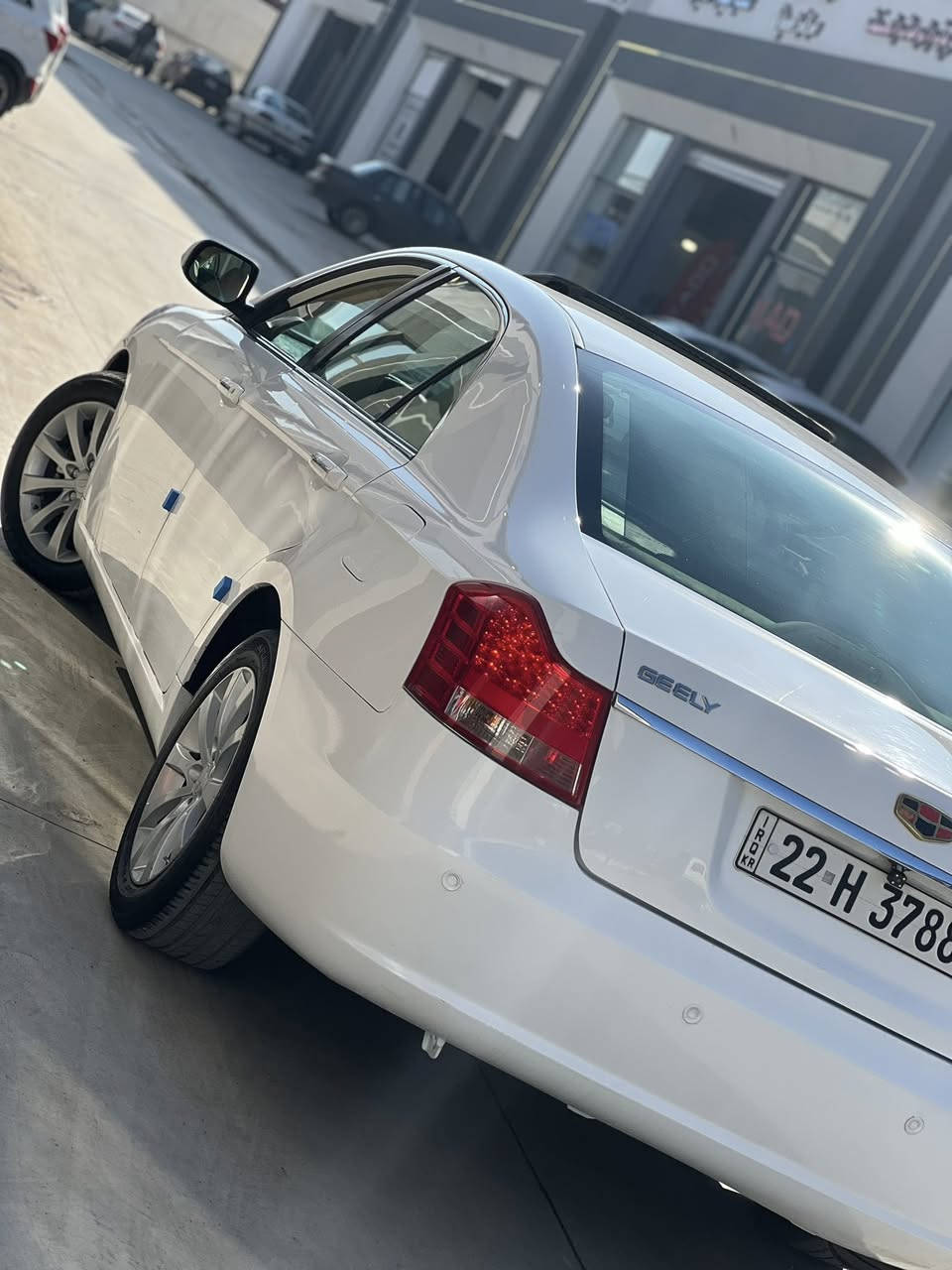 للبيع
امكراند 2013
السيارة بدون قطره صبغ
1-سلايت جام طكتين
2-اربعة جامات اوتو
3-مقاعد جلد+لونين
4-بردة خلفية بلادية
5- مرايات كهرباء 
السيارة جديدة وبلادية وبلا اي نقوصات 

كير +محرك درجة اولى شرط
تبريد شغال+تدفئة شغال
تايرات جديد 

رقم جديد
سنوية جديدة

السيارة شرط التحويل

المكان نينوى

السعر (85) وبيها مجال 

***********
***********
