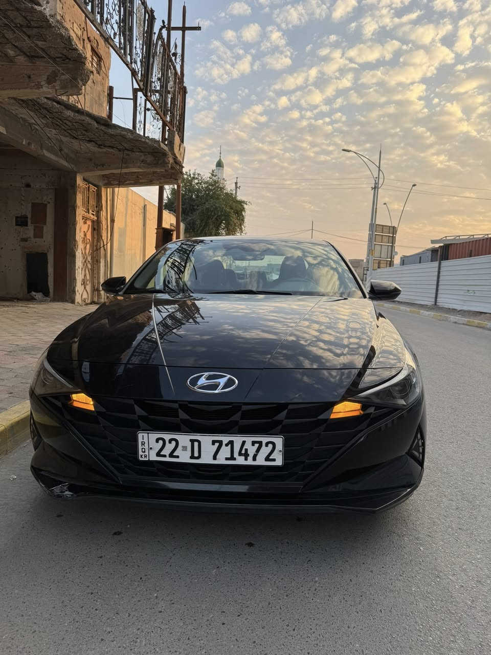 السلام عليكم
للبيع النترا امريكي موديل 2021 رقم اربيل حادثها عكس غطاء البانزين موضح  في الصور  قطعتين 
ماشيه 90 الف قابل لزيادة
موقع السيارة حاليا في الرمادي  
مواصفات 
محرك 1600 دوش 
بصمه 
ويل17بلاك 
لد خلفي 
دواخل رصاصي بلاد 
شاشه كبيره 
مع نظام كاربلي لاسلكي 
اربع انظمه قياده 
اوتو هولد  
تبريد بيانو  
فول تحكم استيراً 
بصمه ابواب +دخول ذكي بدون مفتاح 
رادار امامي 
رادار جانبي 
قياده ذاتيه 
‏Auto stop عند الرجوع الى الخلف 
سياره تعجيل ومشي وطسه خير من الله 
تبريد ❄️  
سياره جديده وكاملة من اي شي 
السعر 135 ورقة بيها مجال بسيط
الهاتف ***********
