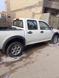 موديل 2005 السياره جاهزه كل نقص مابيها السياره مال مزاد  العنوان بغداد...