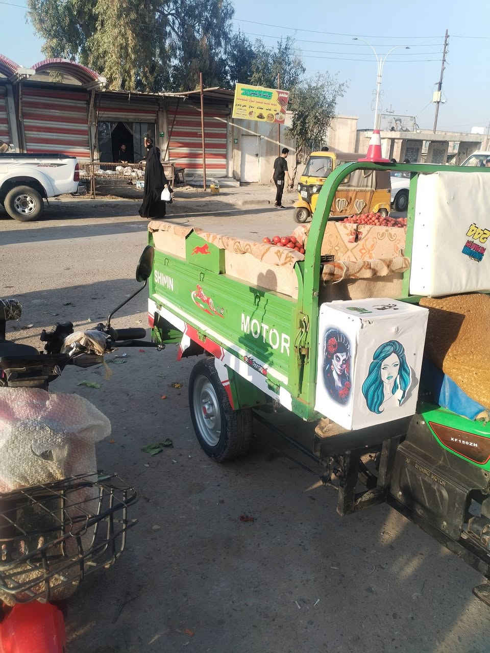 السلام علیکم
ستوته جمره البيع
موديل ٢٠
تخم تاير
كهربائيات شغاله كله
كشر كفاله
مكينه مفتوحه
سعر 2100وبيه مجال
نتصال ***********
