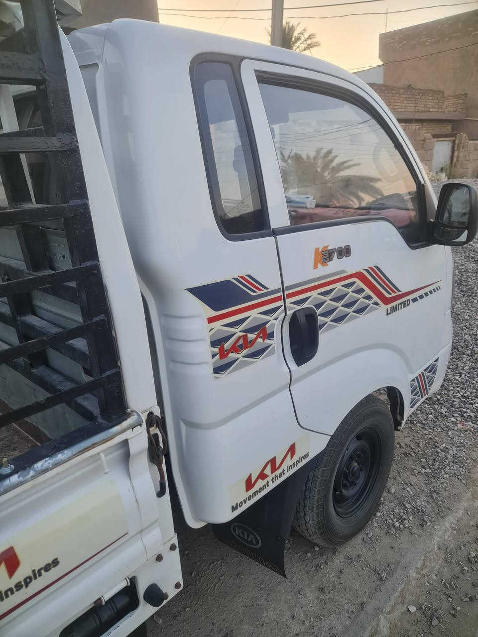 كيا موديل 13. كفالة عامة من الطخة والبارد والصبغ بسمي تحويل ثاني يوم تبريد تدفئة كلة فووول للاتصال *********** ما متواجد عالفيس بغداد المعامل منطقة السعادة
