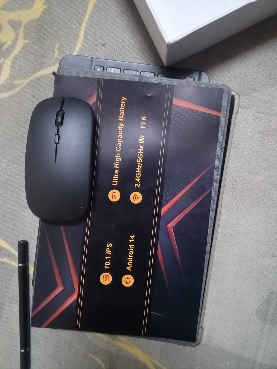 السلام عليكم
ايباد IT_801B 

اصدار Android 14

ذاكرة 128 

بطارية 6000

ملحقاته 

كيبورد 

ماوس 

قلم 

ايباد نضيف وما مستعل صار شهرين من اخذته وما فاتحه

سعره 100 الف 

شراي تعال خاص


**إذا كنت صاحب هذا الإعلان وتريد حذفه لأي سبب، رجاءا أرسل رسالة إلى الدعم الفني**