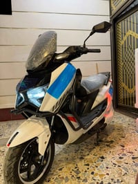 ماطور اخوين • ٦ بطاريات • مستعمل شهرين