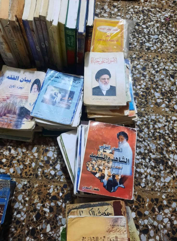 بيع مجموعة كتب مستعملة وقديمه موسوعة الامام المهدي للشهيد الصدر  تحتاج تجليد السعر  8 الاف وموسوعة ما وراء الفقه للشهيد الصدر 20 الف وموسوعة التفسير اللغوي للقرآن الكريم وهو تفسير مجمع البيان للطبرسي فيه مزق قليل السعر ١٥ الف وكتاب المنجد في اللغة السعر ١٥ الف وكتاب البداءه في النحو والصرف السعر ٣ الاف  والكتاب اللغوي تصحيح أخطاء المنشئين للكرباسي السعر ٥ الاف وكتاب موسوعة دائرة معارف القرن العشرين كم جزء منها بسعر ١٠ الاف وموسوعة المعجم الزلوجي كم جزء منها بسعر ١٠ الاف وكتب فقهية وعقائدية متعددة مثل كتاب الغيبة للشيخ الطوسي وكتاب سليم بن قيس وكتاب المراجعات سعر الكتاب ٣ الاف ولدي كتاب شرح ابن عقيل وشرح قطر الندى وشرح ديوان الحلاج وكتاب التعريفات اللغوية وكتاب موجز علوم القرآن وكتاب نحو تجويد مبسط وكتاب مبادى اصول الفقه كلها بسعر ٣ الاف ولدى كتب مختلفة اخرى بالعقائد والفقه والشعر سعر الكتاب بالف دينار واخرى ب ٥٠٠ دينار النجف, العراق


**إذا كنت صاحب هذا الإعلان وتريد حذفه لأي سبب، رجاءا أرسل رسالة إلى الدعم الفني**