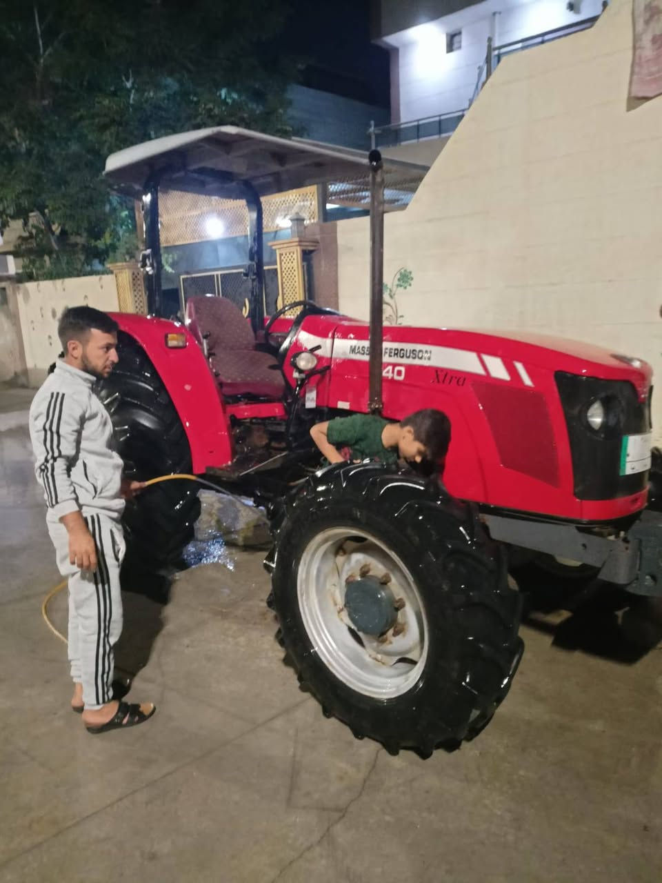 للبيع برازيلي مشروع وطني هزه جديده المكان كركوك الحويجه قرية ملا عبدالله سعر28مليون بي مجال
***********
***********
