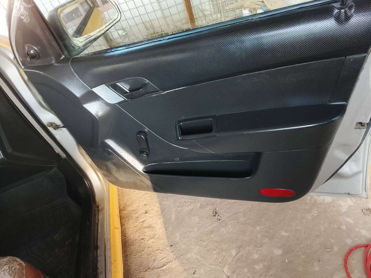 سلام عليكم لبيع سياره افيو موديل 2009خليجي محرك 1600كيرعادي محرك وكير وصدر جداد تحويل مباشر كهربائي شغله تخم تاير السعر 38وبيها مجال بصيط العنوان الفلوجة النساف استفسار على رقم ***********
